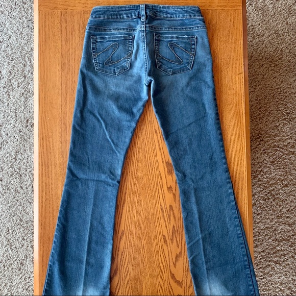 Silver Jeans 26 Tuesday - Picture 3 of 6